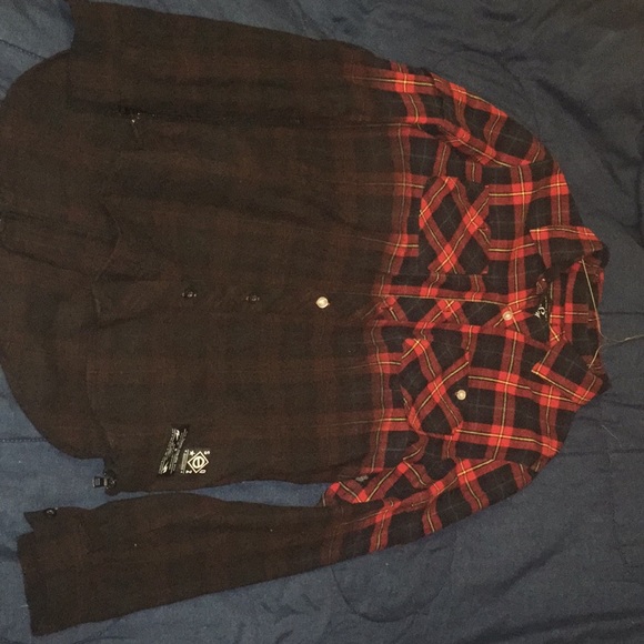 Flannel - Picture 1 of 3